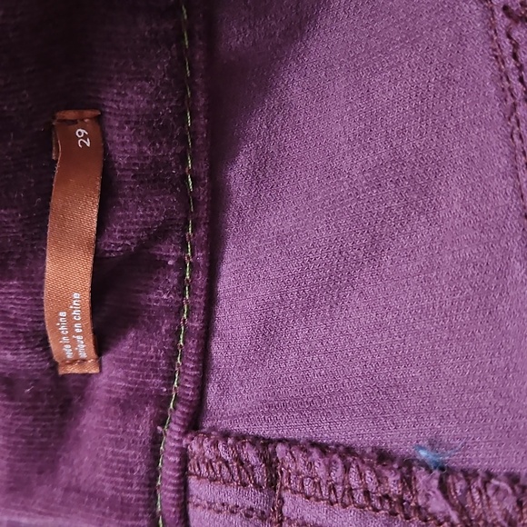 Anthro Pilcro & The Letterpress Corduroy High Rise Skinny Pants Plum Sz 29 x 27 - Picture 5 of 8